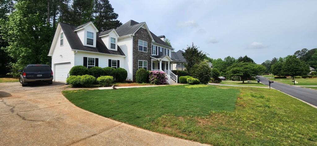 33 Bentonville Ln in Douglasville, GA - Building Photo