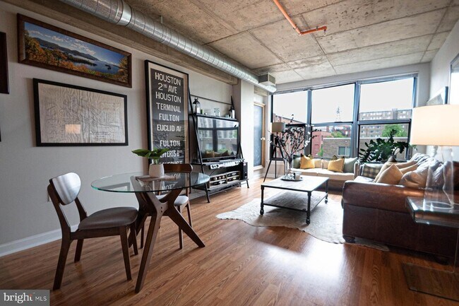 property at 2750 14th St NW