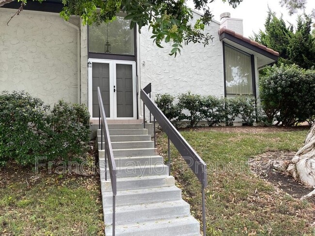 7526 Jerez Ct in Carlsbad, CA - Building Photo - Building Photo