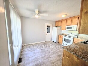 9598 Holbrook Ln in Fayetteville, NC - Building Photo - Building Photo