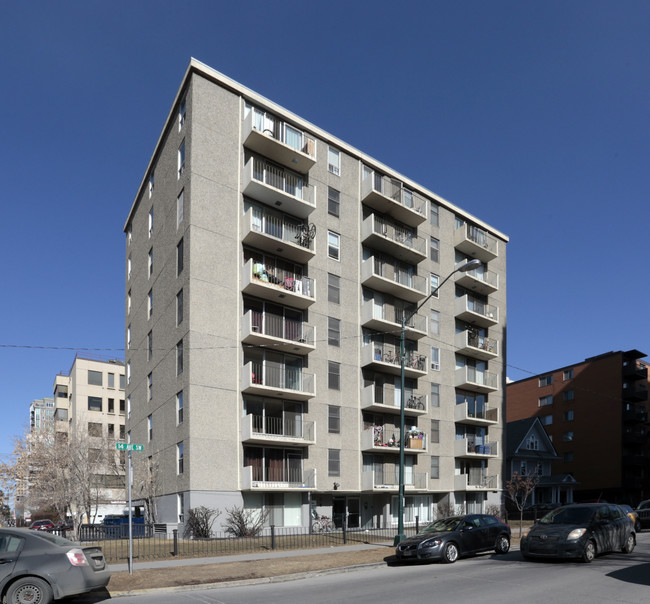 Soho One in Calgary, AB - Building Photo - Building Photo