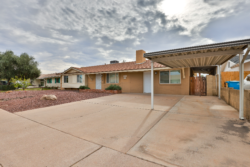 2615 W Corrine Dr in Phoenix, AZ - Building Photo