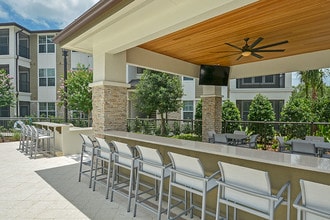 Sole at Casselberry in Casselberry, FL - Foto de edificio - Building Photo