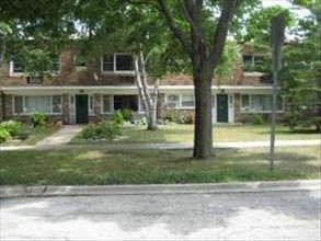 425 N Stephen Dr in Palatine, IL - Building Photo - Building Photo