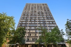 2754 N Hampden Ct in Chicago, IL - Building Photo