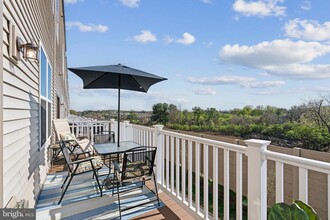16346 Connors Wy in Rockville, MD - Building Photo - Building Photo