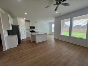 1910 Hahn St in Pea Ridge, AR - Foto de edificio - Building Photo