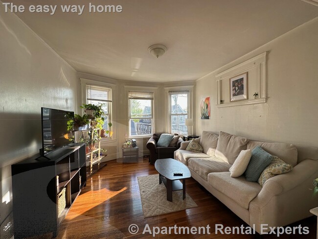 222 Summer St, Unit 2 in Somerville, MA - Building Photo - Building Photo