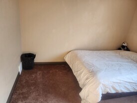 262 Ridge View in Cochrane, AB - Building Photo