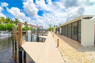 1435 Curlew Ave in Naples, FL - Building Photo - Building Photo