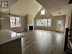 147 Courtland St in Collingwood, ON - Building Photo - Building Photo