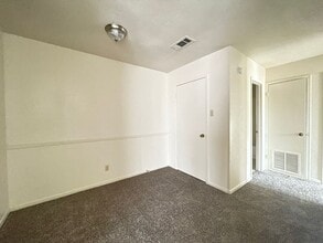 4306 Lake Rd in Killeen, TX - Building Photo - Building Photo