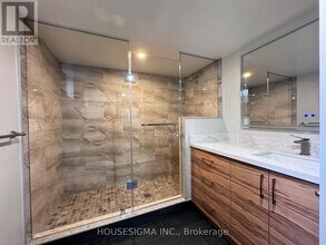 9-B9 Delevan Ct in Richmond Hill, ON - Building Photo - Building Photo