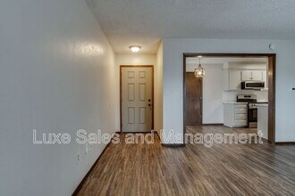 11723 N Francis Ave in Oklahoma City, OK - Building Photo - Building Photo