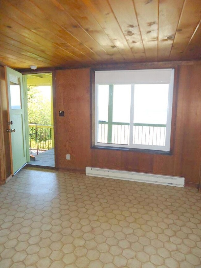 723 1/2 Seacliff Dr in Aptos, CA - Building Photo - Building Photo