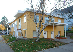 654 Stryker Ave in St. Paul, MN - Building Photo - Building Photo