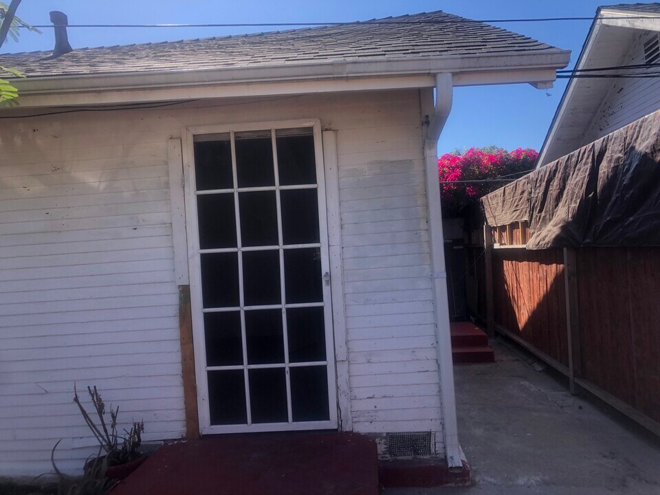 1628 254th St in Harbor City, CA - Foto de edificio