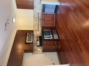 898 Oak St SW in Atlanta, GA - Building Photo - Building Photo