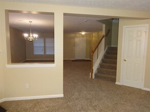 574 Leaflet Ives Dr in Lawrenceville, GA - Building Photo - Building Photo