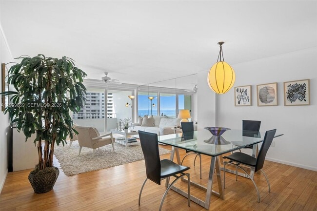 177 Ocean Ln Dr in Key Biscayne, FL - Foto de edificio - Building Photo