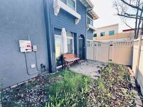 8842 Tamberly Ct in Santee, CA - Building Photo - Building Photo