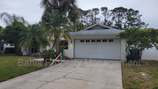 7318 Sunshine Cir in Tampa, FL - Building Photo - Building Photo