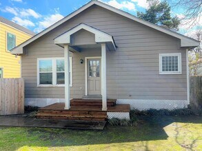 1015 E 23rd St in Houston, TX - Building Photo - Building Photo
