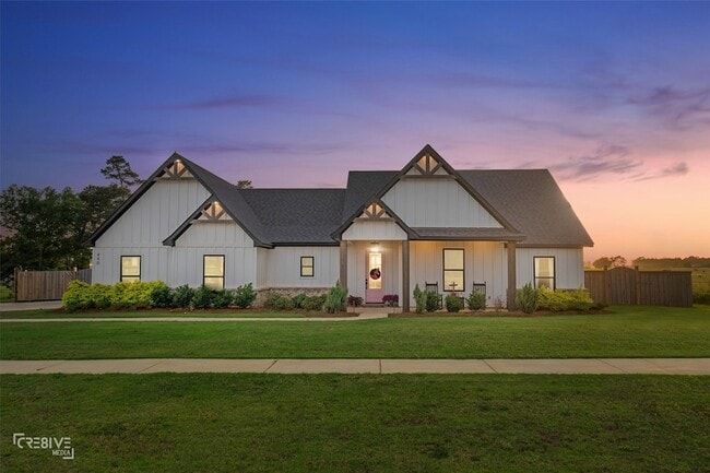 440 LEGACY Pl in Gloster, LA - Foto de edificio - Building Photo