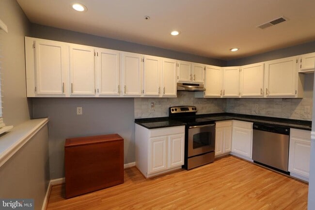 157 Azalea Ct in Upper Marlboro, MD - Building Photo - Building Photo