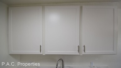 4565 Hazeltine Ave in Los Angeles, CA - Building Photo - Building Photo