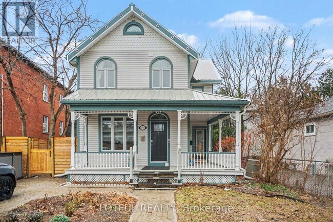 518 Hilson Ave in Ottawa, ON - Building Photo - Building Photo