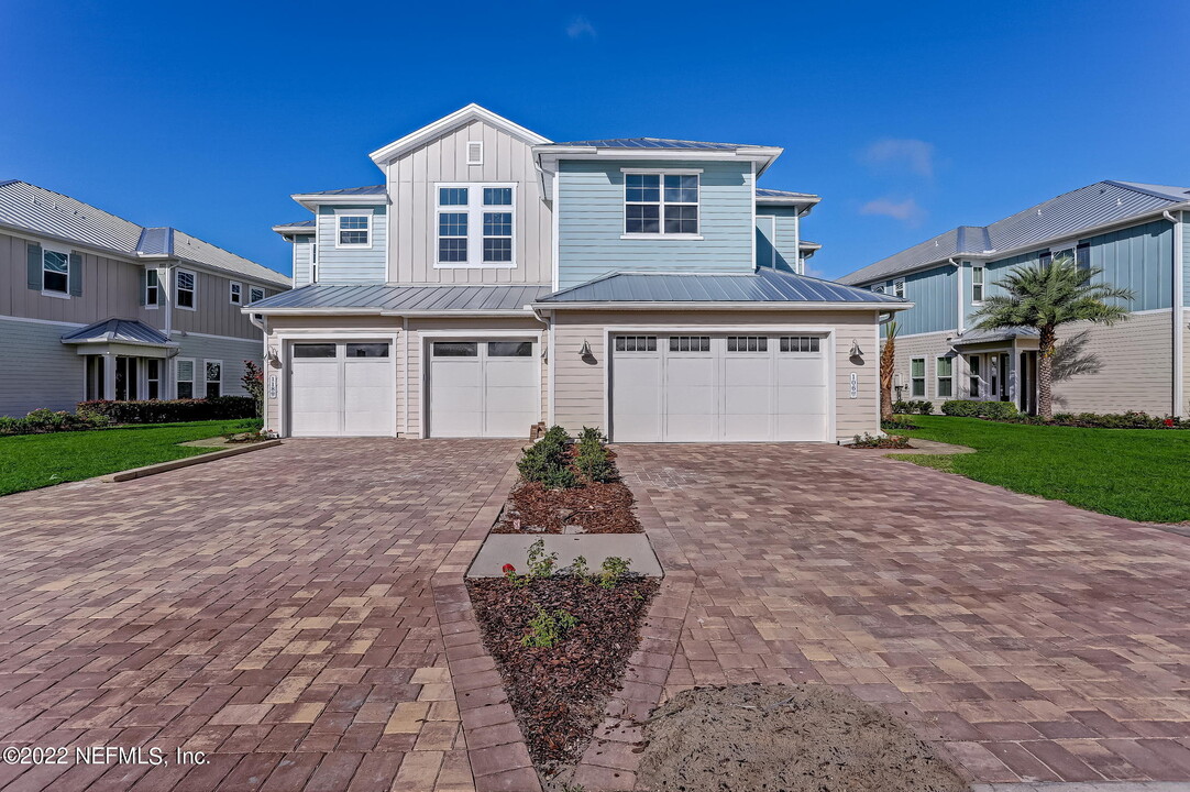 118 Rum Runner Wy in Saint Johns, FL - Building Photo