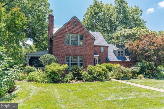 property at 3109 Olin Dr
