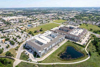 Vera Cedar Park in Cedar Park, TX - Foto de edificio - Building Photo