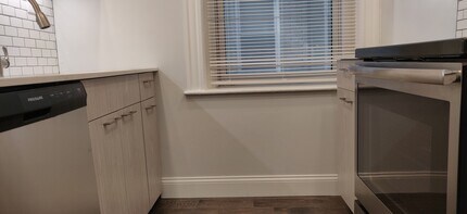 55 Queensberry St, Unit 3 in Boston, MA - Foto de edificio - Building Photo