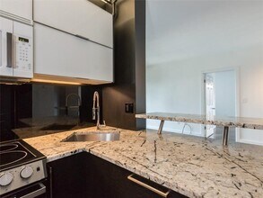 199 14th St NE in Atlanta, GA - Foto de edificio - Building Photo