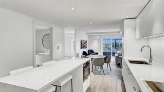 1937 Preston St in Halifax, NS - Building Photo