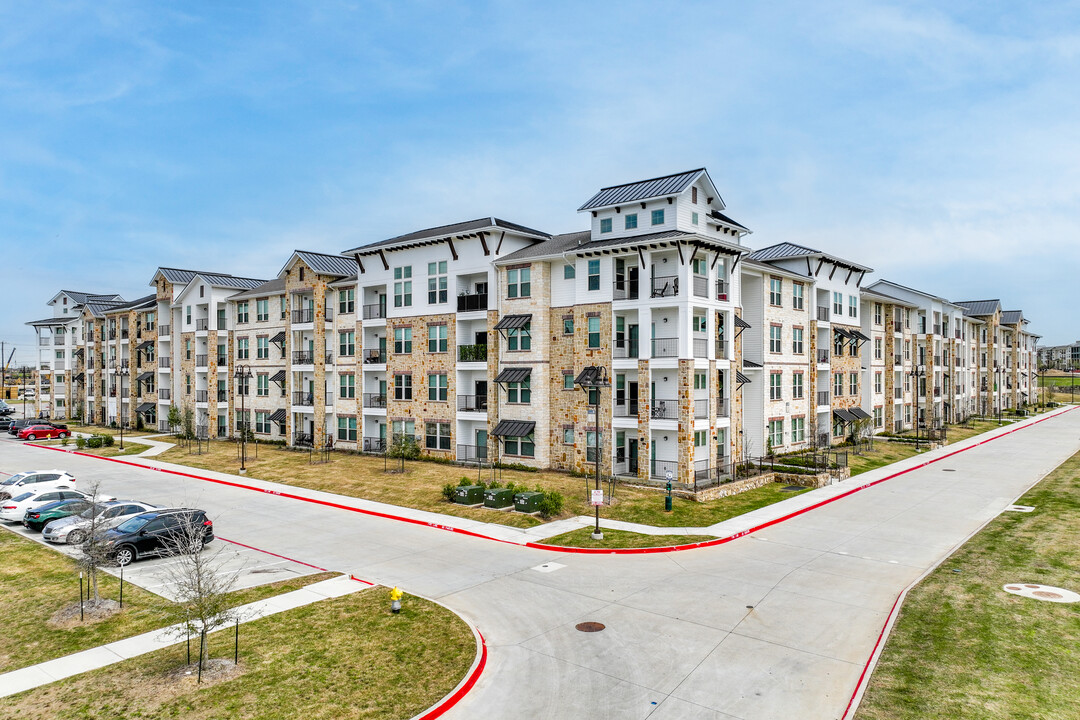 The Tyler in Little Elm, TX - Building Photo