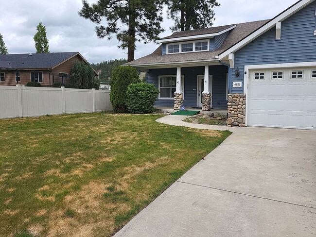 property at 4886 E Portside Ct