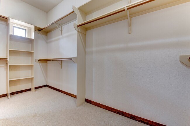 property at 1426 W 21st St