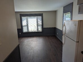 925 Scott Rd in Columbus, OH - Building Photo - Building Photo