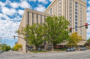 14650 Detroit Ave in Lakewood, OH - Building Photo