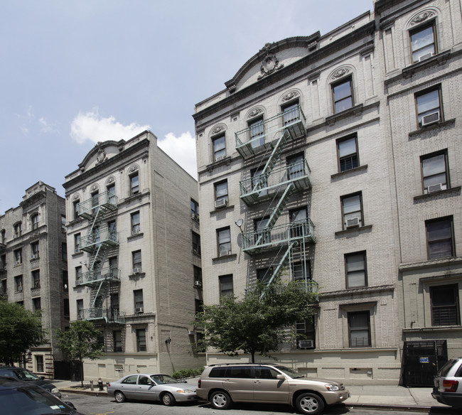 647 W 172nd St in New York, NY - Building Photo - Building Photo