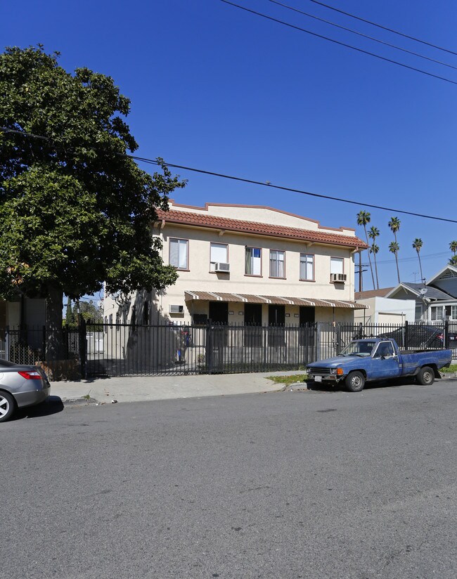 951 S Kenmore Ave in Los Angeles, CA - Building Photo - Building Photo