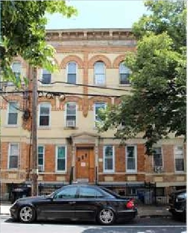1862 Cornelia St in Ridgewood, NY - Foto de edificio