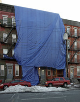 153 Christopher Columbus Dr in Jersey City, NJ - Building Photo