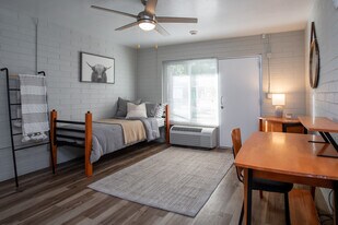 Sahara in Tucson, AZ - Building Photo