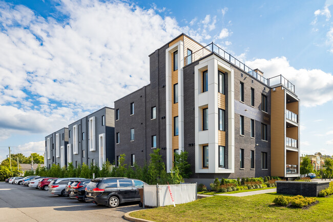 663-667 Masson in Mascouche, QC - Building Photo - Building Photo