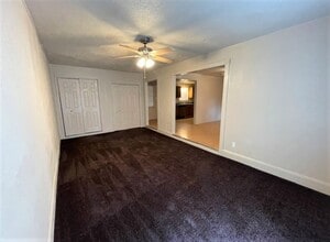 5030 Stardust Dr in Beaumont, TX - Building Photo - Building Photo