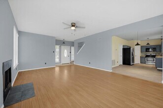 8006 Summer Trail Dr in Houston, TX - Building Photo - Building Photo